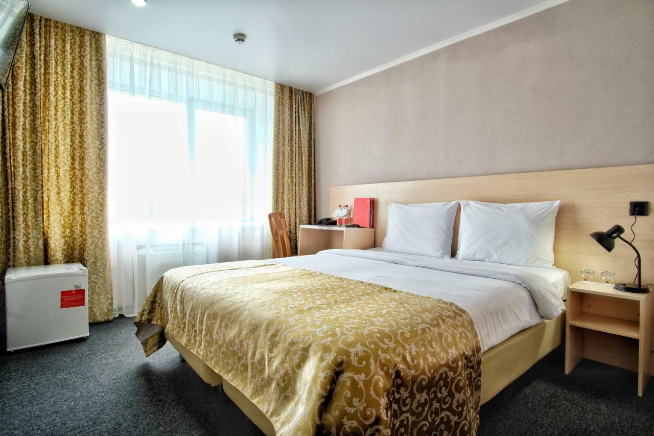 Azimut Hotel אסטרחן מראה חיצוני תמונה